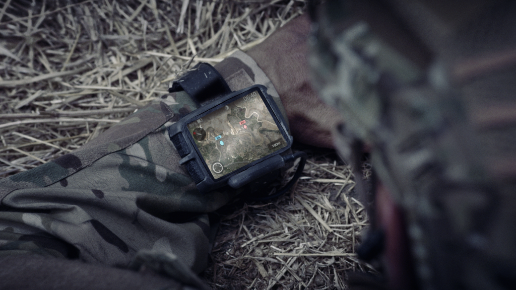 SMARTVIEW on the soldier's hand